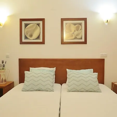 Mos - Hotel